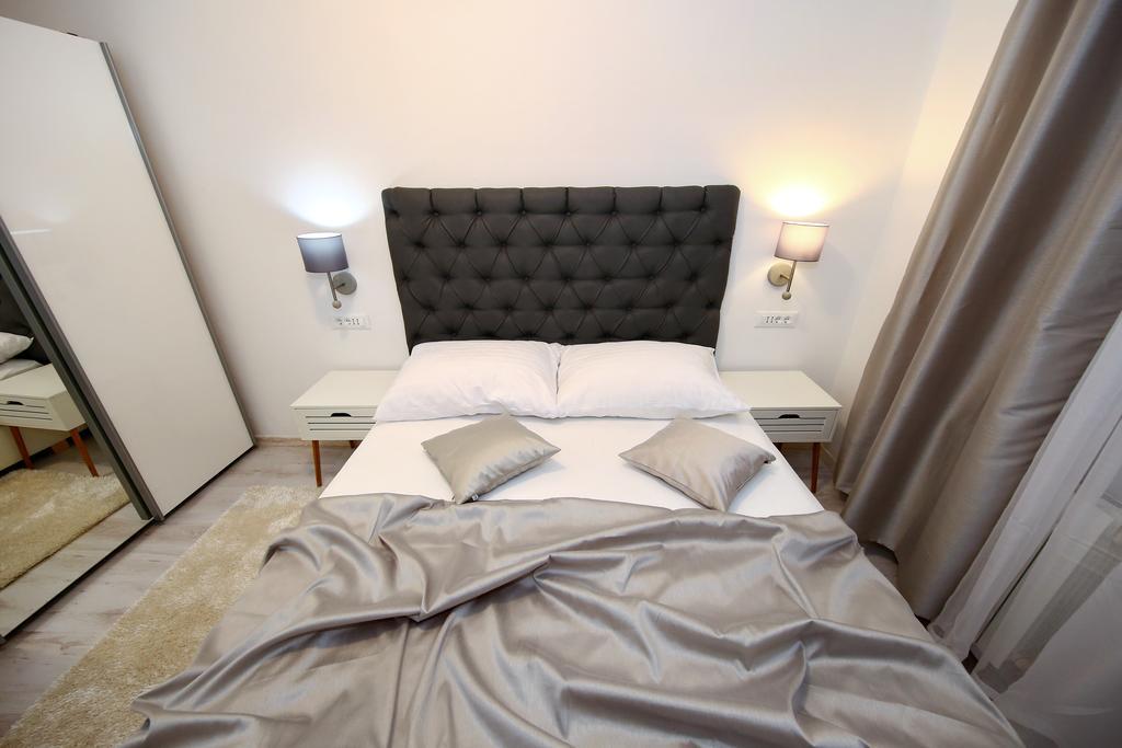 Apartments Maruna Self Check-In Zadar Exterior foto